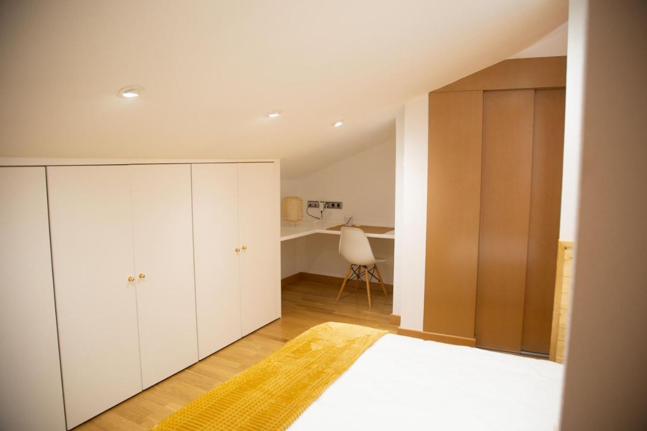 Rajabai Apartment อันมานซา ภายนอก รูปภาพ
